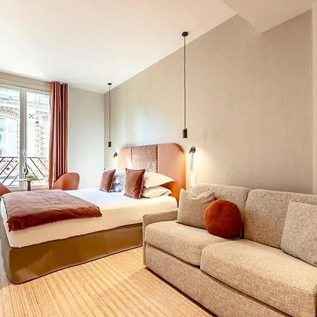 Fl By Sweett Hotel 4*