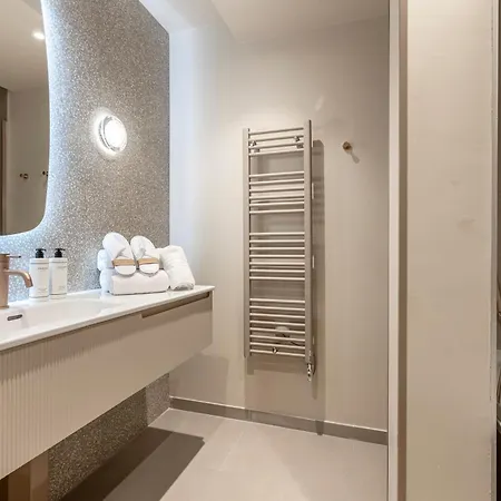 Fl By Sweett Hotel París