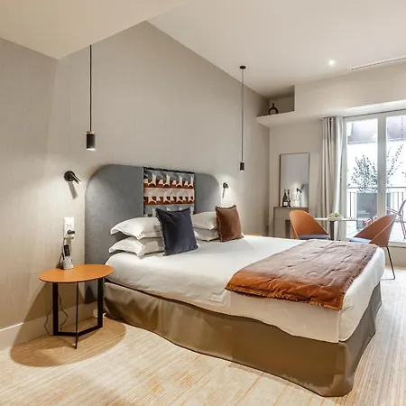 Fl By Sweett Otel Paris